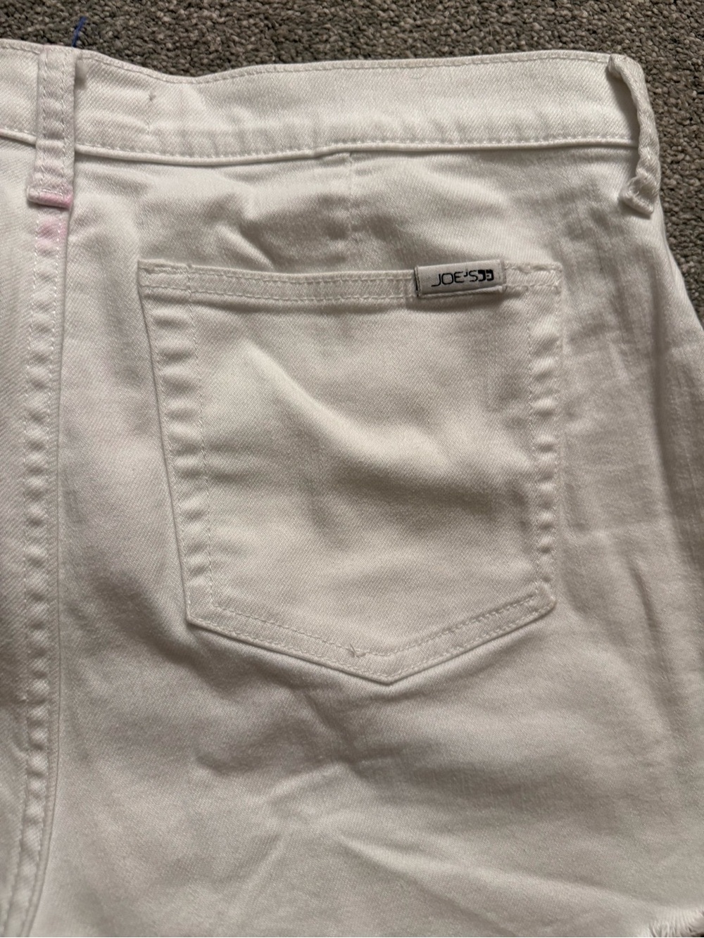 Premium Denim Joe’s White Frayed Hem Women's Shorts w Back Patch Pockets Sz 30 - Picture 3 of 8